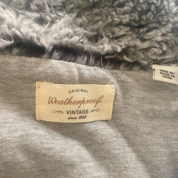 Cozy Black and White Sherpa Sweater - Picture 3 of 6